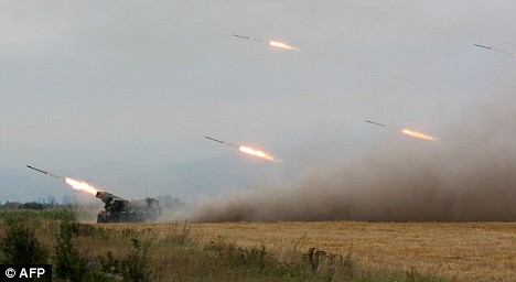 georgian-shells-fired-at-separatist-rebels-in-south-ossetia-august-8-2008.jpg